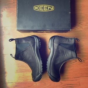 Keen Salem Men’s boot size 8.5. NWOT